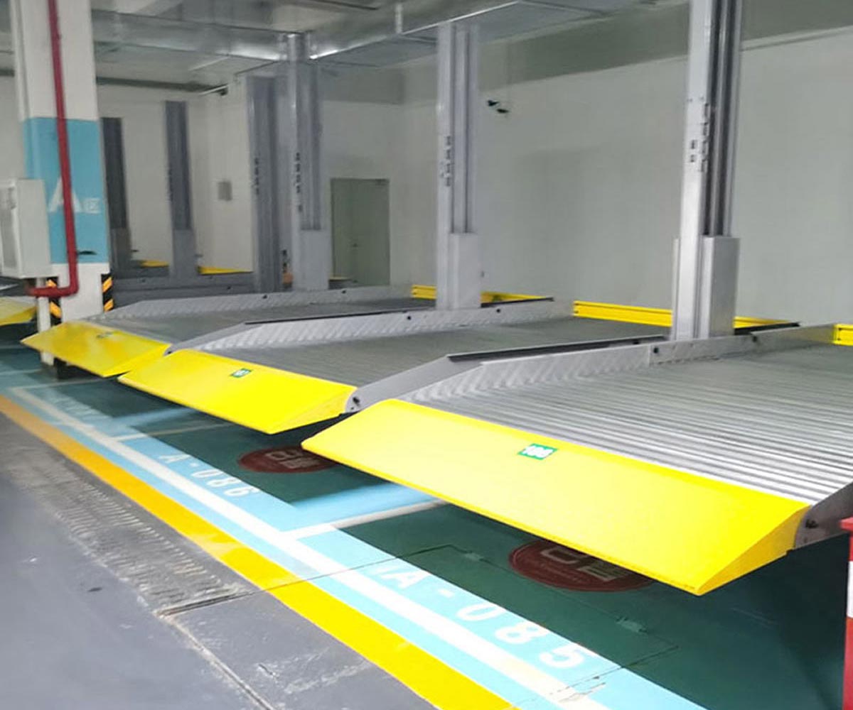 威遠四柱簡易升降機械式停車設備租賃